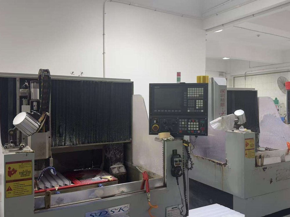 Engraving and milling workshop