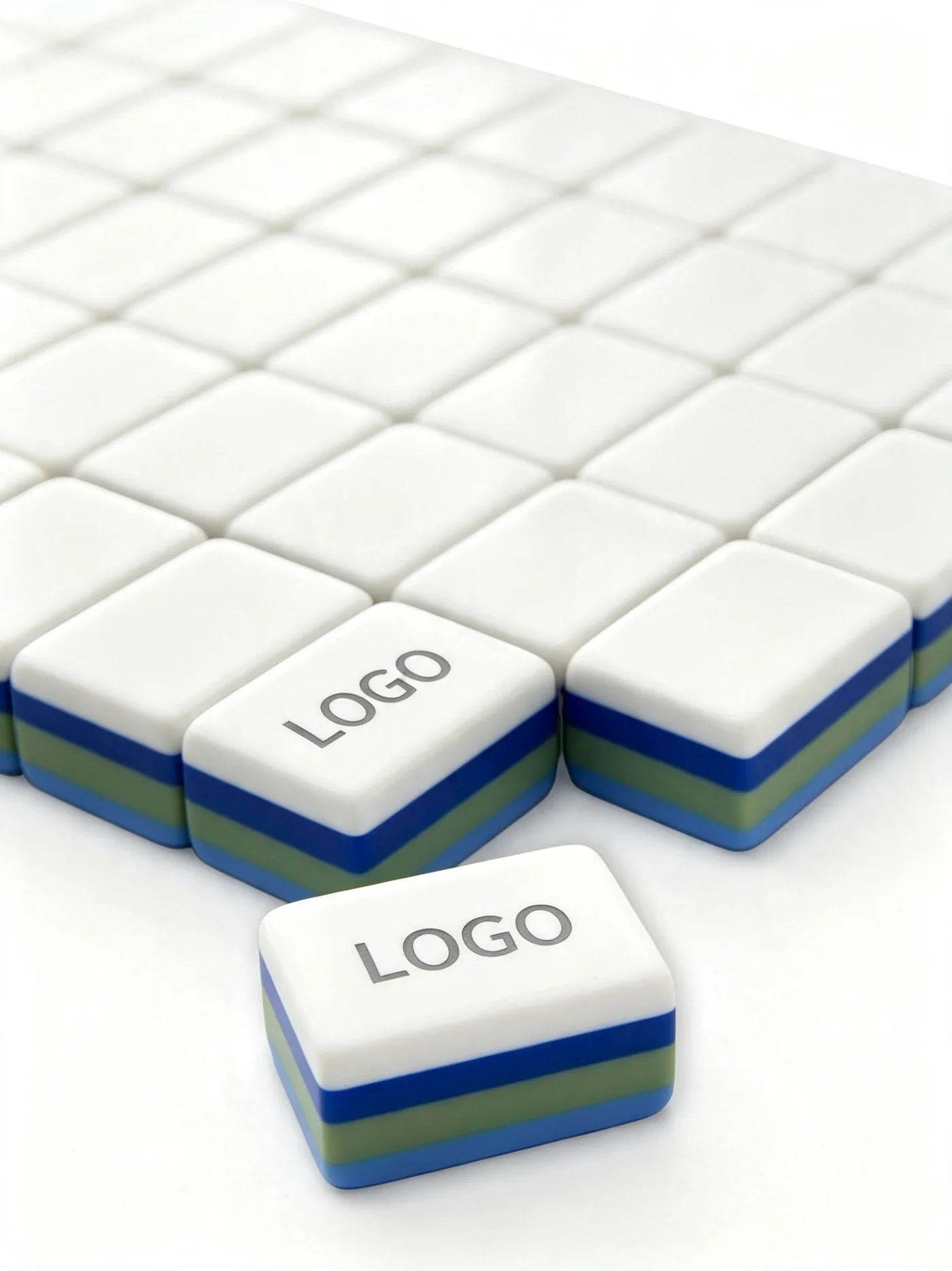 Premium Three-Layer Acrylic US Mahjong Set Emerald detail