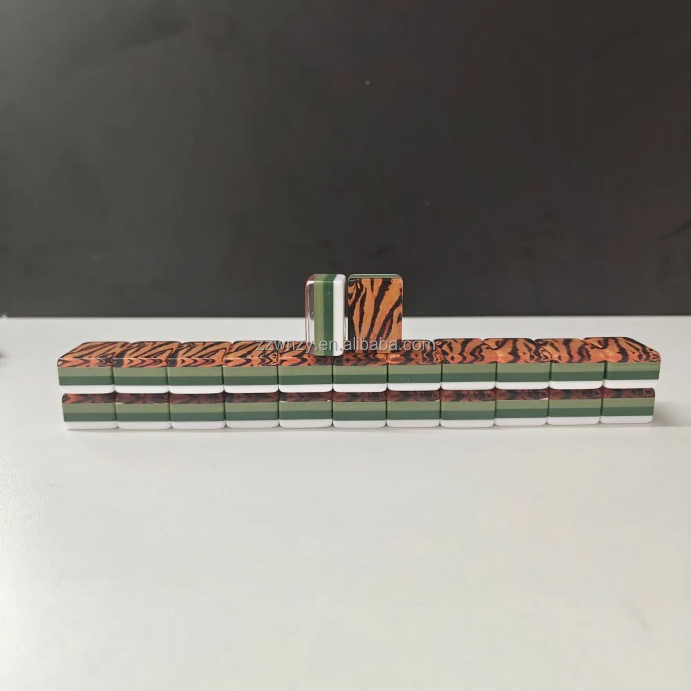 Wholesale Luxury Modern Tiger Print Acrylic Mahjon detail