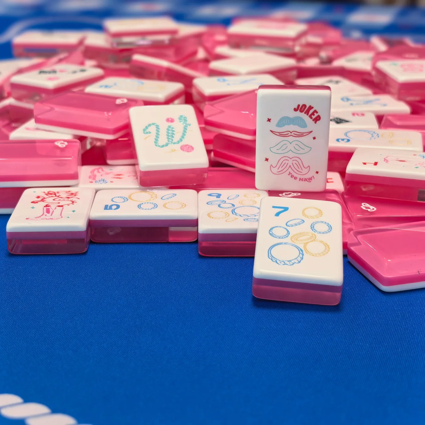 Modern Luxury Games Acrylic American Mahjong Tiles detail